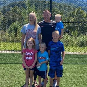 Meet your Posher, Ashlee